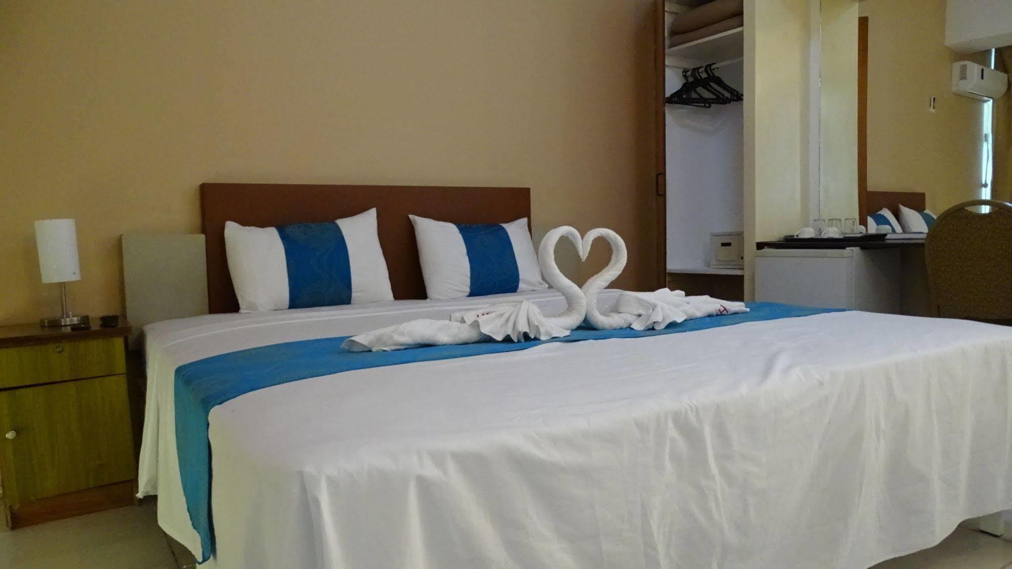 Hypertek Hotel Grand-Baie Kültér fotó