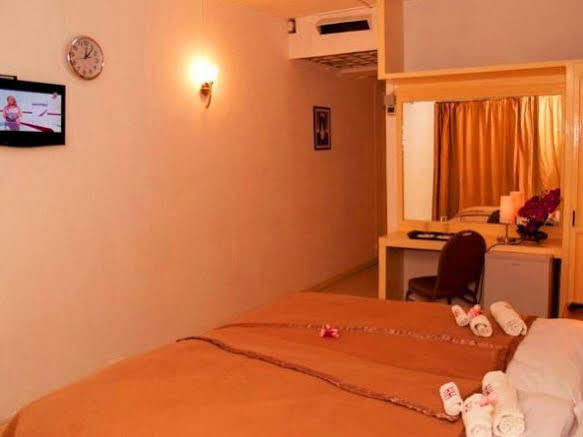 Hypertek Hotel Grand-Baie Kültér fotó